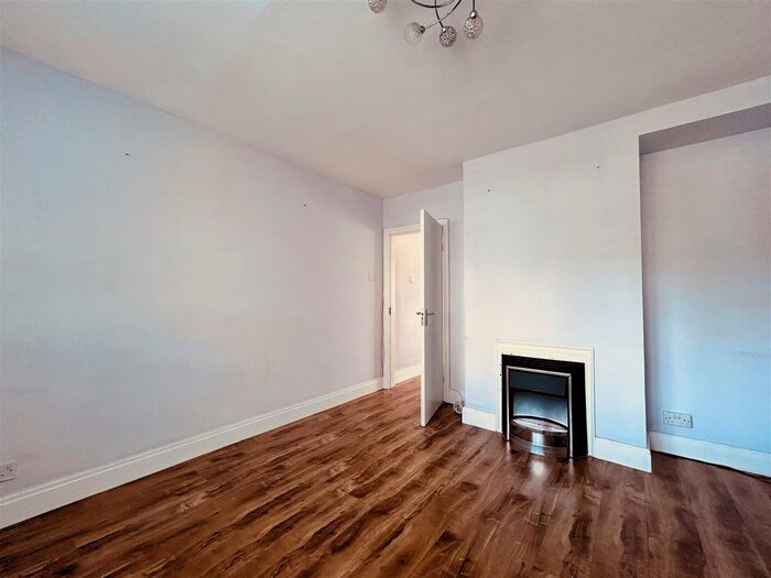 4 Bedroom Property To Rent In Cordelia Road, Stanwell, Staines, TW19