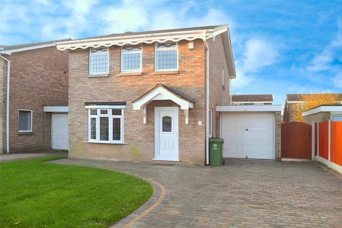 3 Bedroom Detached House To Rent In Mercia Drive, Wolverhampton, WV6