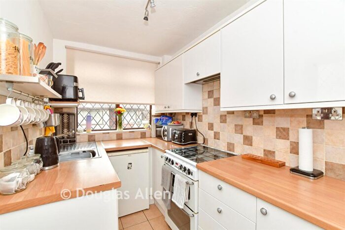 2 Bedroom Semi-Detached House For Sale In Standfield Road, Dagenham, Essex, RM10