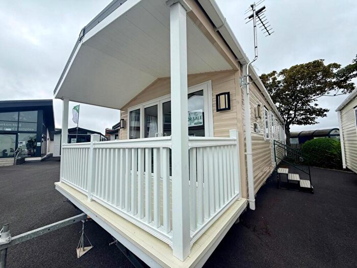 3 Bedroom Caravan For Sale In Willerby Linwood () Newton Hall, Newton Hall Holiday Park, Staining, Blackpool, Lancashire, FY3