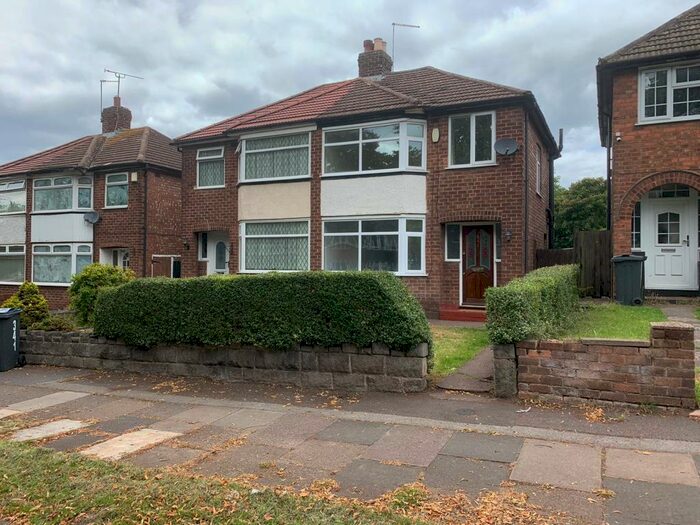 3 Bedroom Semi-Detached House To Rent In Rocky Lane, Birmingham, B42