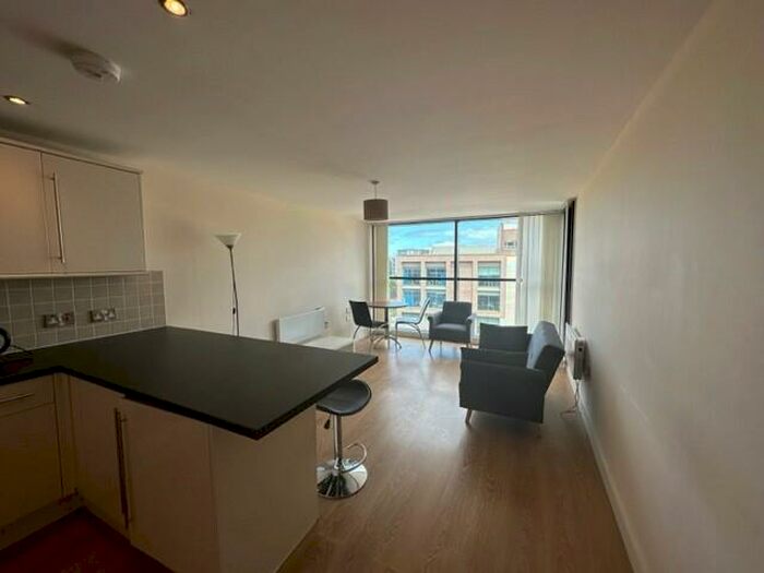 2 Bedroom Apartment To Rent In Pall Mall, Liverpool, L3