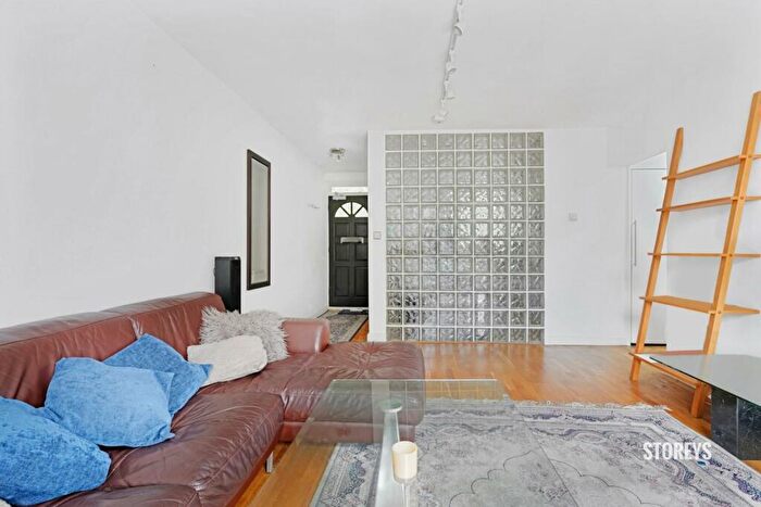 2 Bedroom Apartment To Rent In Royal College Street, Camden, London, NW1