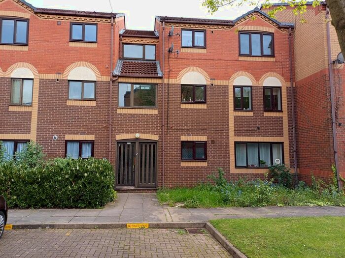 2 Bedroom Flat To Rent In Bellcroft, Edgbaston, Birmingham, B16
