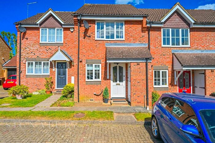 2 Bedroom Terraced House For Sale In Linnet Road, Abbots Langley, WD5