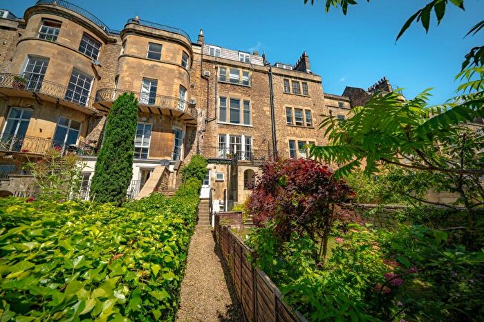 2 Bedroom Maisonette For Sale In Kensington Place, Bath, BA1