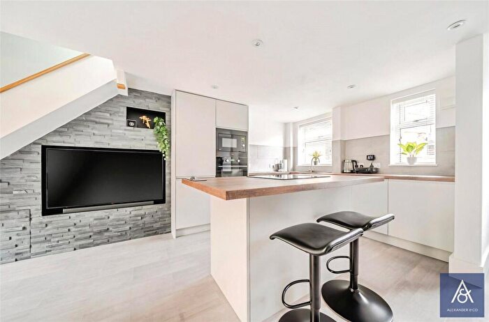 1 Bedroom Terraced House For Sale In The Plough Mews, Brackley, Northamptonshire, NN13