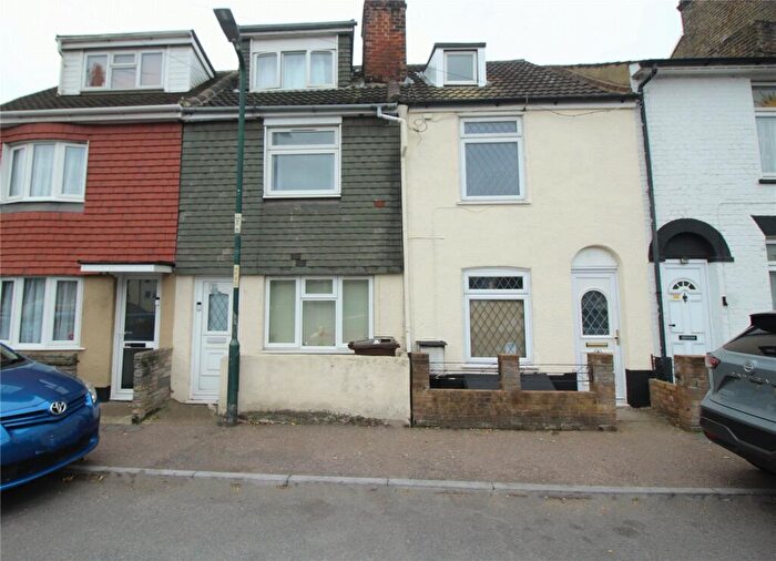 2 Bedroom Terraced House To Rent In Mills Terrace, Chatham, Kent, ME4