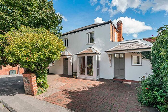4 Bedroom Semi-Detached House For Sale In Church Street, Henley-On-Thames, RG9