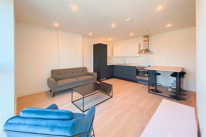 2 Bedroom Apartment To Rent In Exchange Point, M3