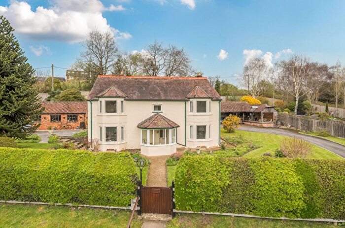 4 Bedroom Detached House For Sale In Upper Marsh Road, Warminster, Wiltshire, BA12
