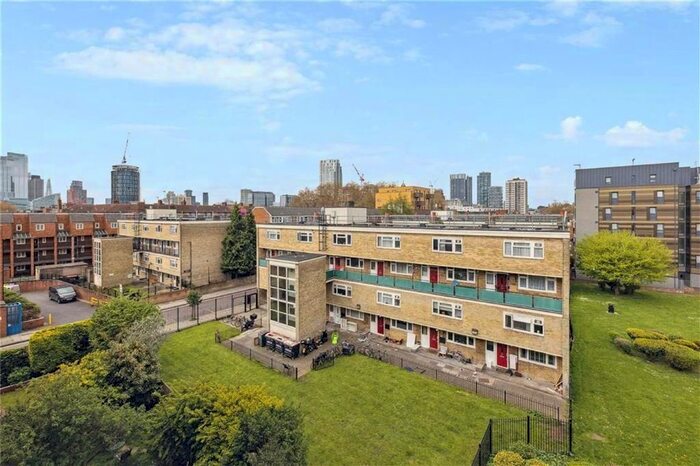2 Bedroom Flat To Rent In Arden Estate, London, N1