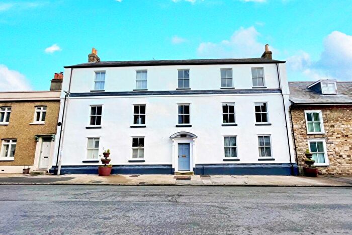 2 Bedroom Flat To Rent In Wareham, BH20
