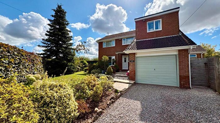 4 Bedroom Detached House For Sale In Kerswell, Cullompton, Devon, EX15