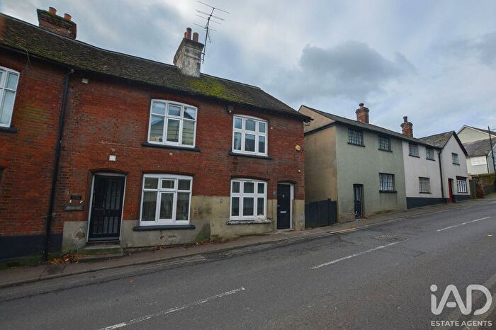 1 Bedroom Flat To Rent In Chapel Hill, Stansted, CM24