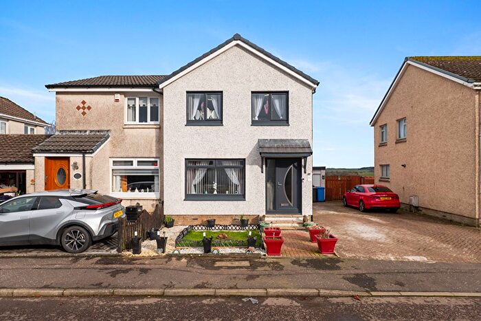 4 Bedroom Semi Detached House For Sale In Nethan View, Blackwood, ML11