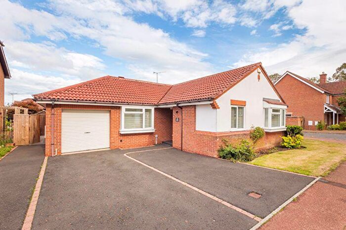 2 Bedroom Detached Bungalow For Sale In Baronswood, Gosforth, Newcastle Upon Tyne, NE3