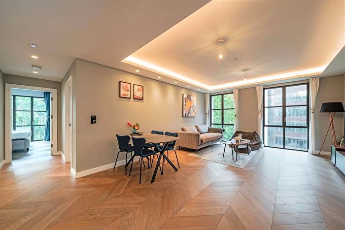 2 Bedroom Flat To Rent In Cleveland Street, Fitzrovia Amp; Covent Garden, W1T