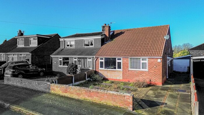 2 Bedroom Semi-Detached Bungalow To Rent In Manx Road, Warrington, WA4