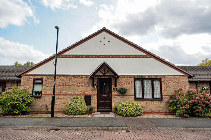 1 Bedroom Bungalow For Sale In Pinewood Drive, Markfield, Leicestershire, LE67