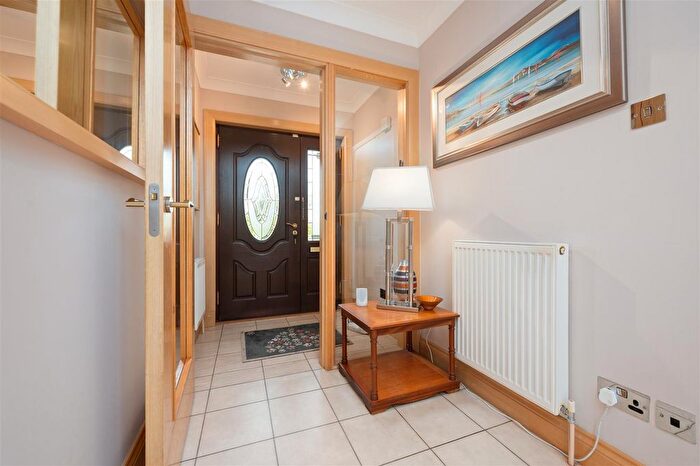 4 Bedroom Detached House For Sale In Manor Gardens, Dunfermline, KY11
