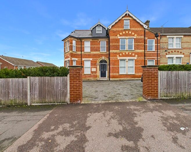 2 Bedroom Flat For Sale In Crombie House, Hatherley Road, Sidcup, Kent, DA14