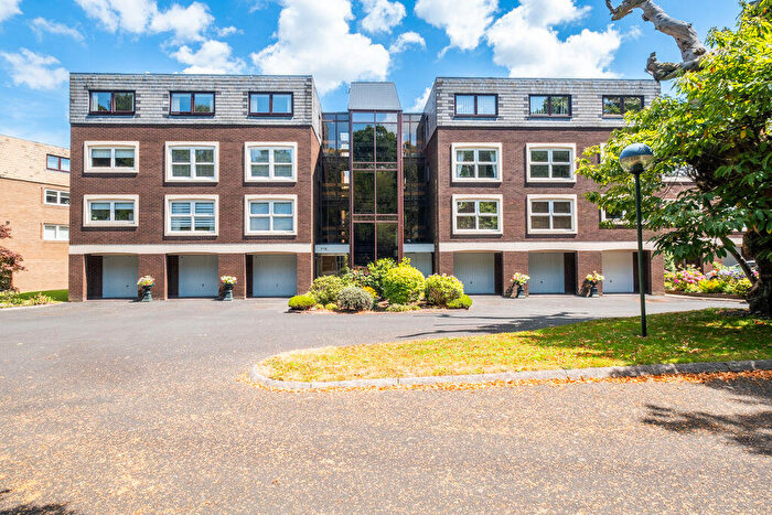 3 Bedroom Flat For Sale In Little Aston Hall, Aldridge Road, Little Aston, B74