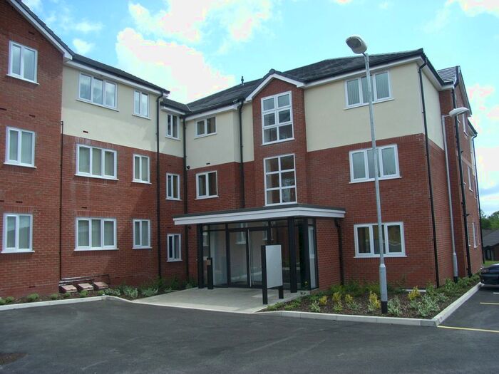 Block Of Flats To Rent In Cumberland Point, Clifton, M27