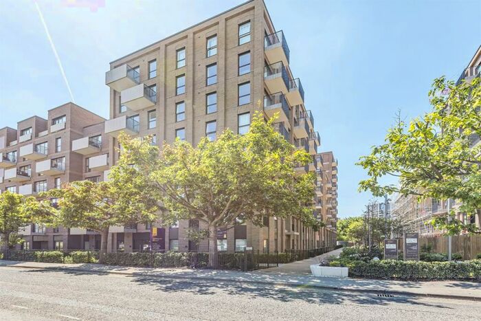 2 Bedroom Apartment To Rent In Carraway Street, Reading, RG1