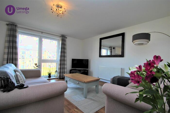 2 Bedroom Flat To Rent In Carlow Gardens, South Queensferry, Edinburgh, EH30