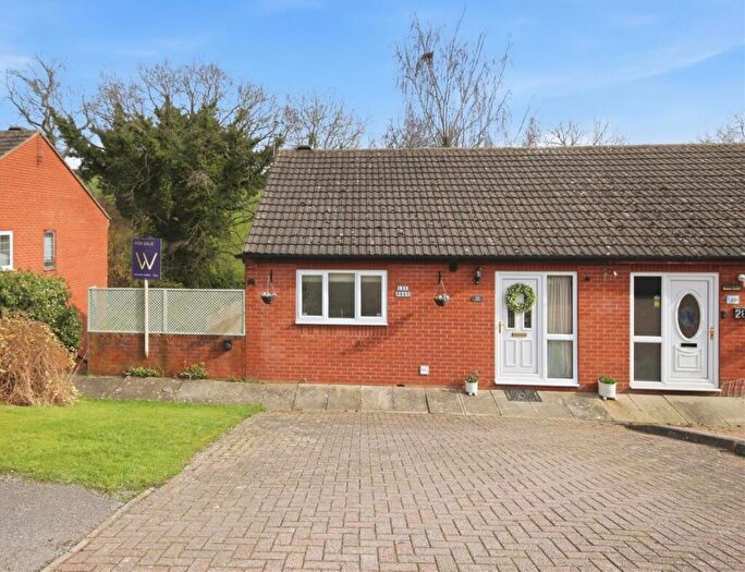 3 Bedroom Semi Detached House For Sale In Lee Road, Hady, Chesterfield, S41