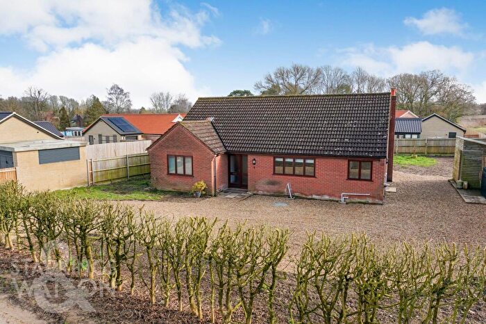 3 Bedroom Detached Bungalow To Rent In Heath Farm Road, Caistor St. Edmund, Norwich, NR14