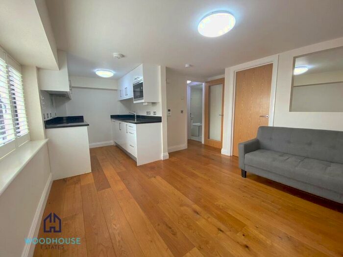 1 Bedroom Flat To Rent In High Road, London, NW10