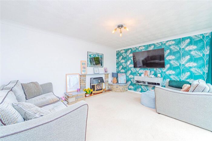 3 Bedroom Terraced House For Sale In Sandcroft, Sutton Hill, Telford, Shropshire, TF7