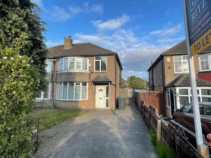 3 Bedroom Semi-Detached House To Rent In Carr Manor Road, Leeds, LS17