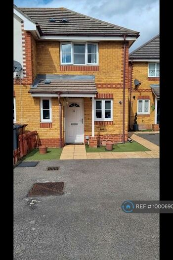 2 Bedroom End Of Terrace House To Rent In Shearwater Close, Barking, IG11