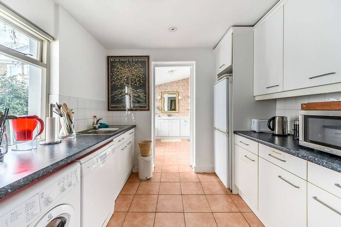 1 Bedroom Flat To Rent In Oakley Street, Chelsea, London, SW3