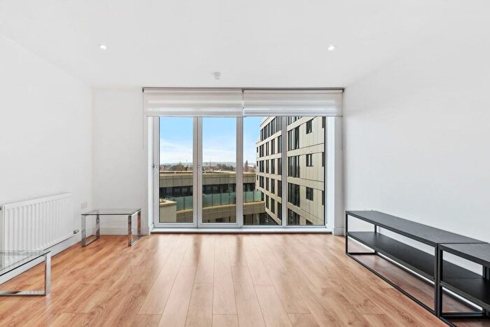 1 Bedroom Flat To Rent In Headstone Road, Harrow, HA1