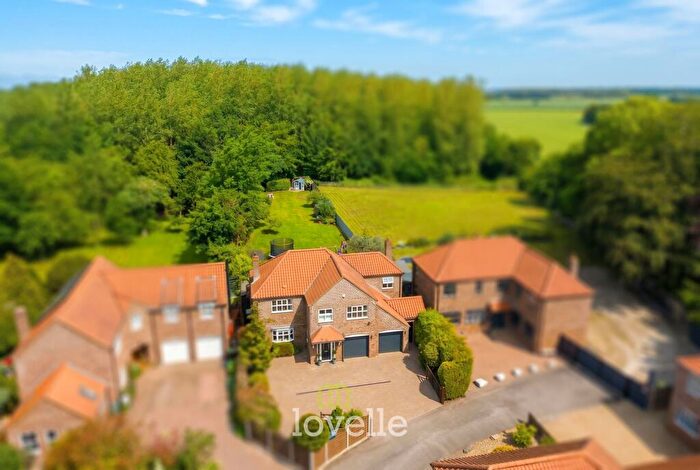 4 Bedroom Detached House For Sale In Beck Farm Mews, Barnoldby-Le-Beck, DN37