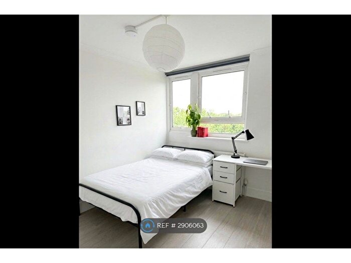 4 Bedroom Flat To Rent In Carlton Vale, London, NW6