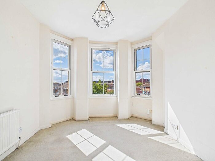 1 Bedroom Flat To Rent In Devon Mansions, Bermondsey, SE1