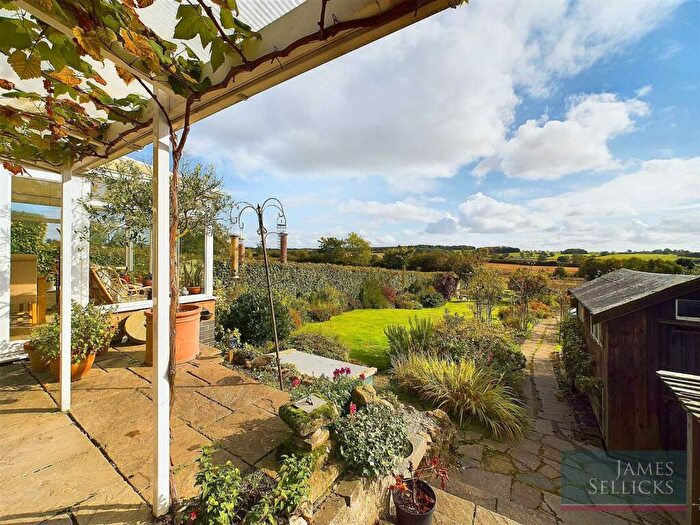 2 Bedroom Detached Bungalow For Sale In School Lane, Gaulby, Leicestershire, LE7