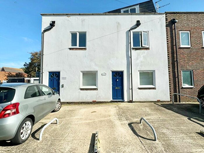 2 Bedroom Apartment To Rent In Stamford Street, Portsmouth, PO1