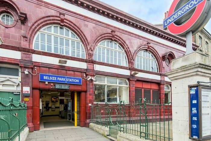 Studio To Rent In Haverstock Hill, London NW3