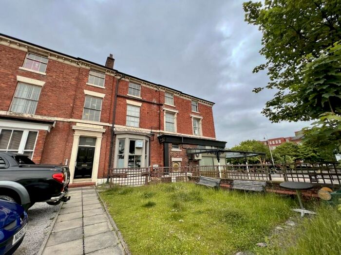 2 Bedroom Flat To Rent In Duke Street, Southport, PR8