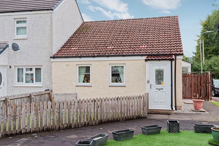 2 Bedroom Bungalow For Sale In Napier Gardens, Linwood, PA3