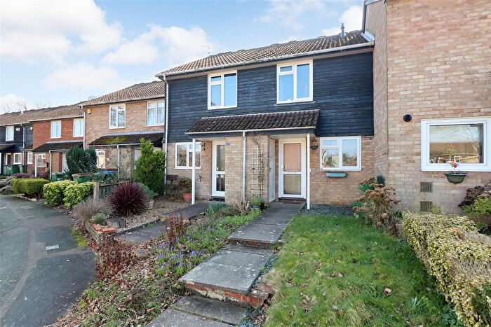 2 Bedroom Terraced House For Sale In Drake Close, Horsham, RH12