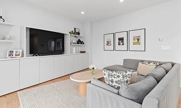 1 Bedroom Apartment For Sale In James Street, Birmingham, B3