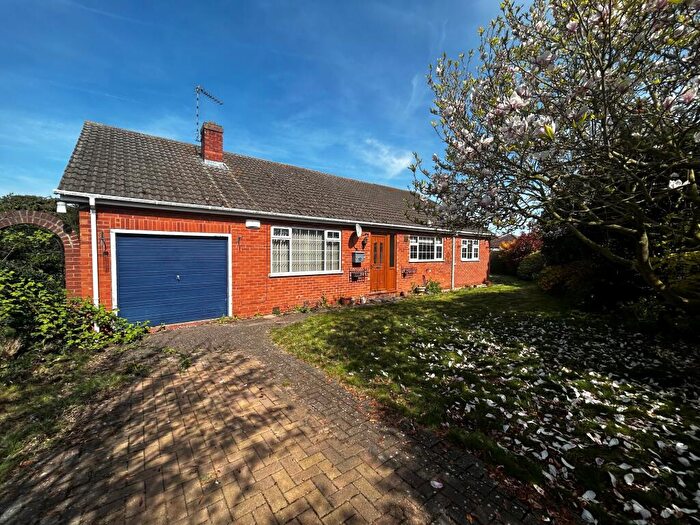 4 Bedroom Detached Bungalow To Rent In Deane Close, Collingham, Newark, NG23
