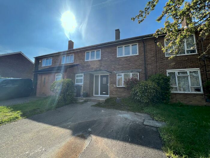 3 Bedroom House To Rent In Halling Hill, Harlow, CM20